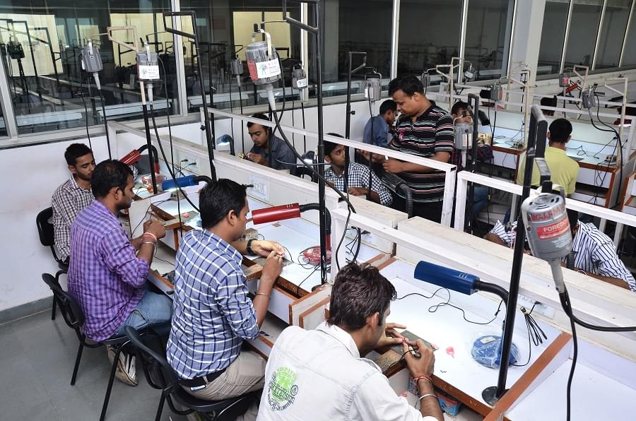 Indian Institute of Gem and Jewellery Jaipur Campus photo 16